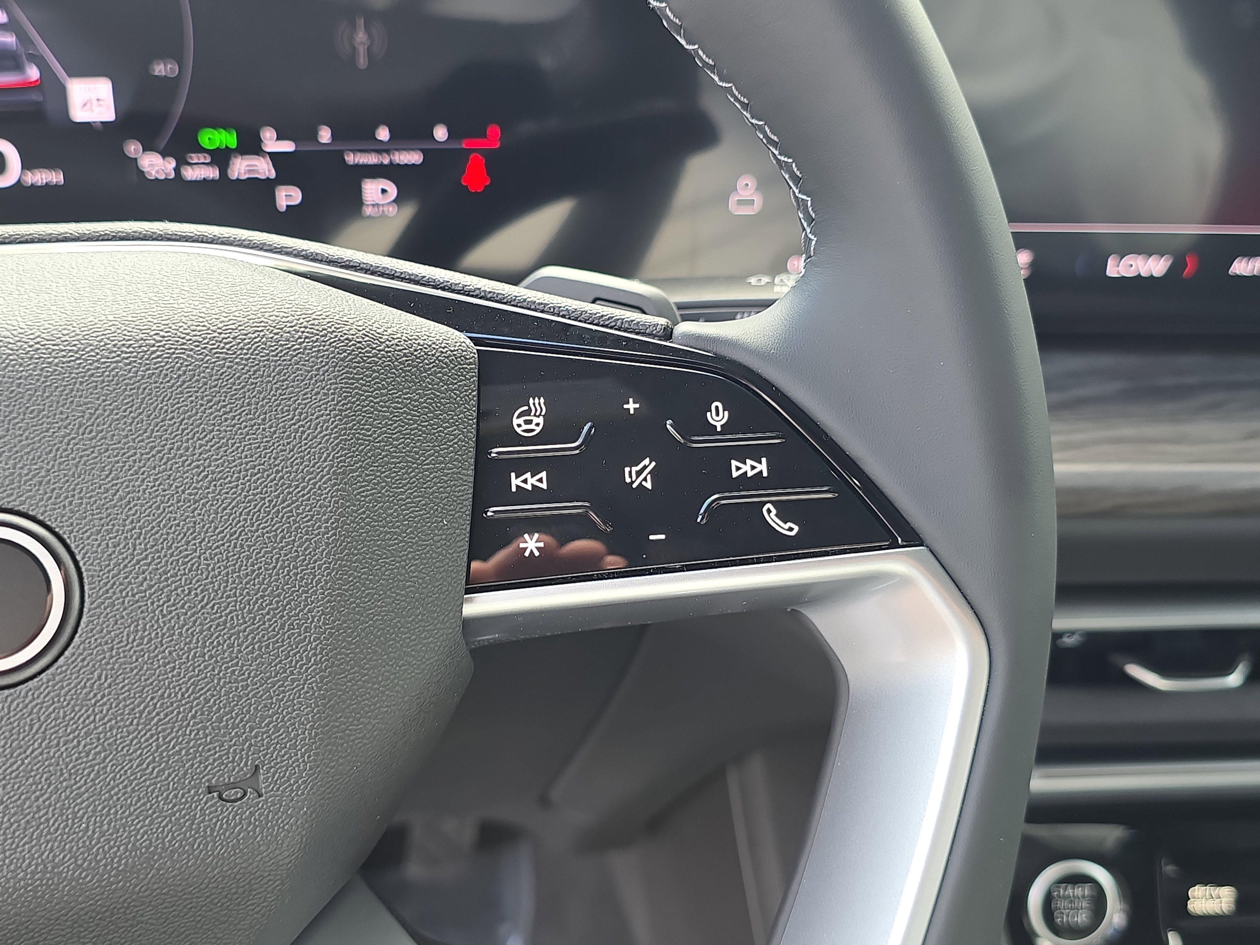 New 2025 Audi Q5 Prestige image 33