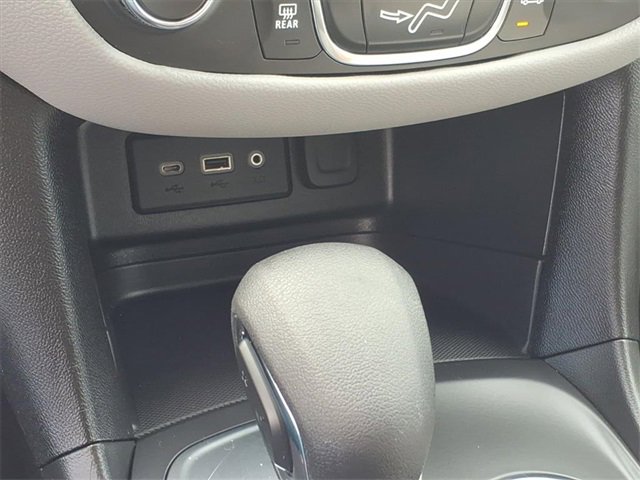 Used 2023 Chevrolet Equinox LS w/ LS Convenience Package image 43