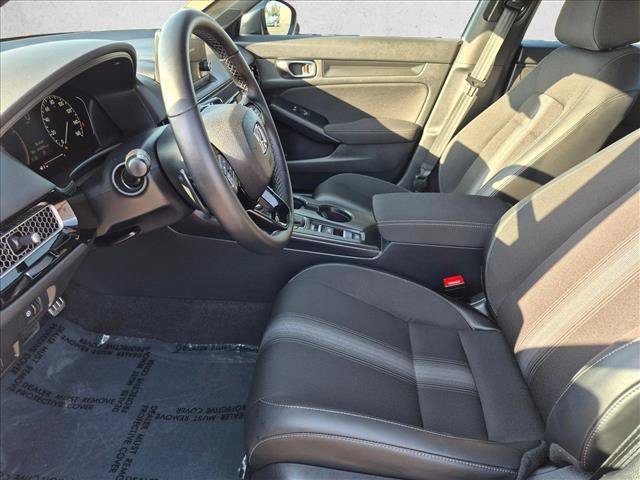 Used 2025 Honda Civic Sport image 11