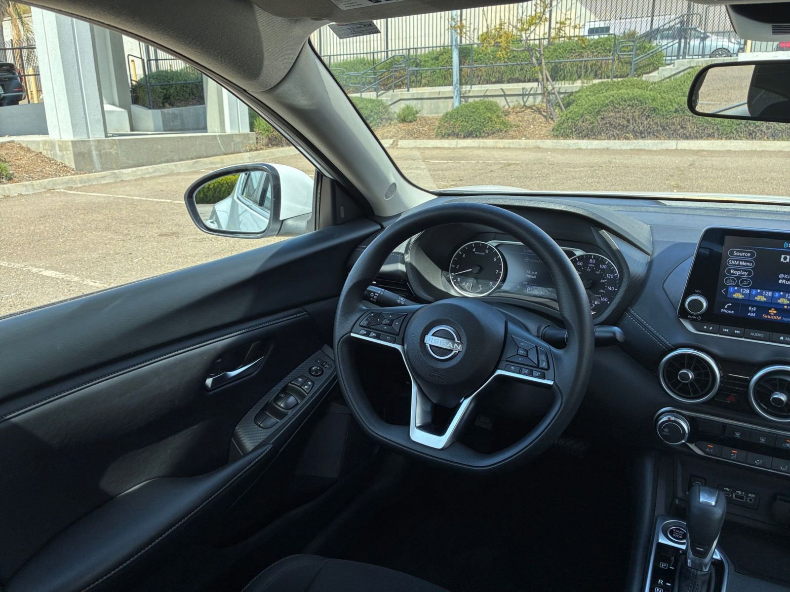 Used 2025 Nissan Sentra SV FWD image 32
