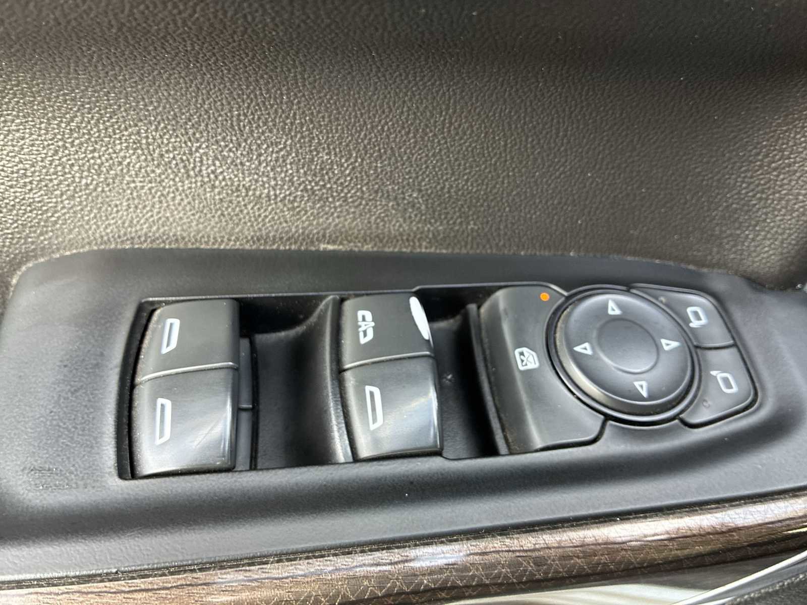 Used 2019 Chevrolet Silverado 1500 RST image 15