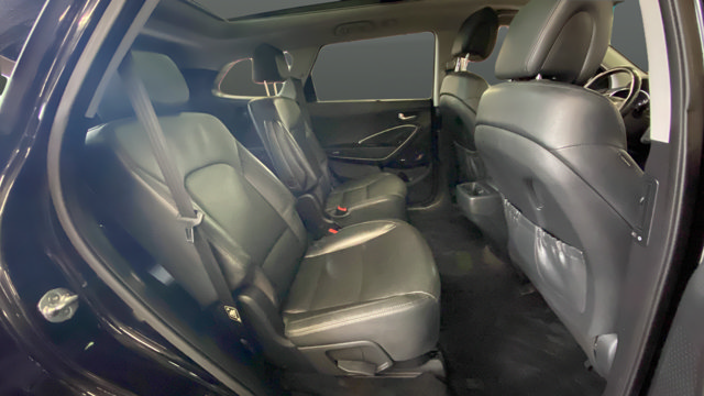 Used 2018 Hyundai Santa Fe Limited AWD/4WD image 26