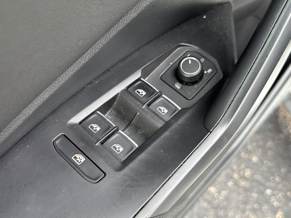 Used 2021 Volkswagen Jetta GLI FWD image 11