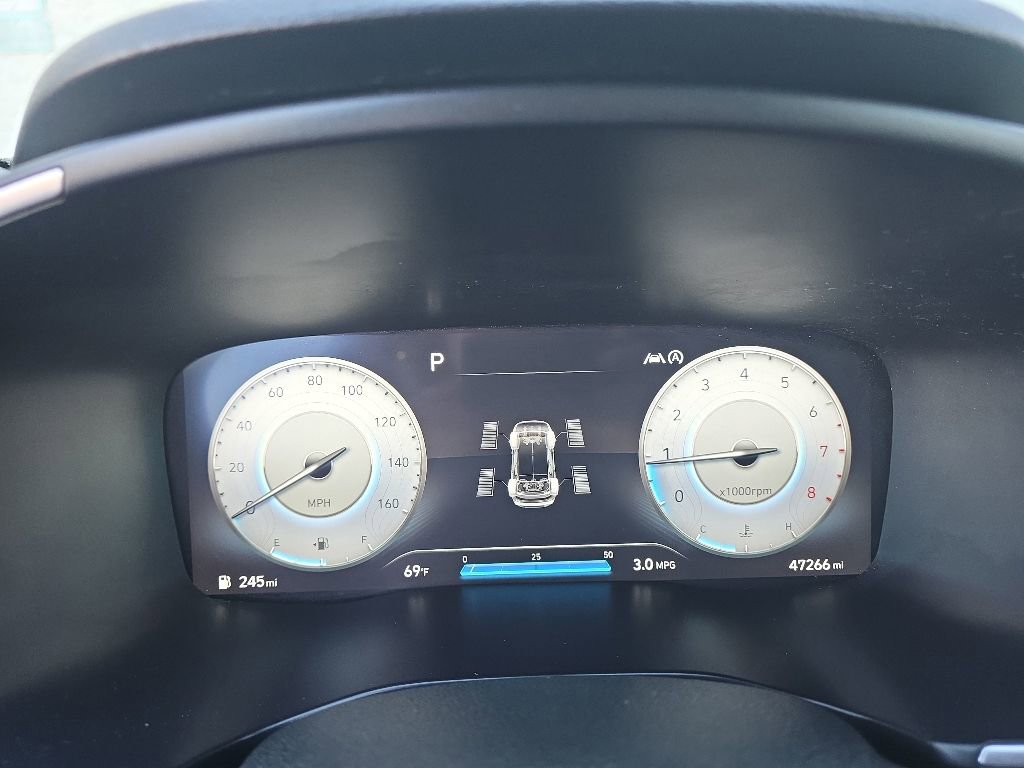 Used 2022 Hyundai Santa Fe Limited AWD/4WD image 17