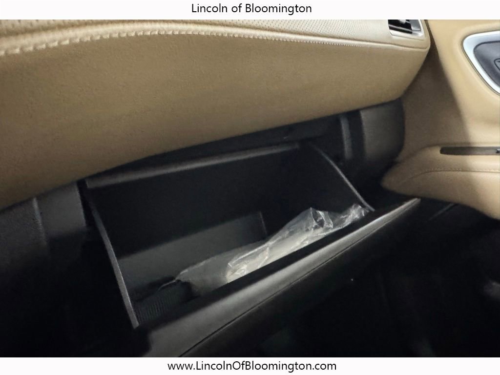 Used 2021 Chevrolet Suburban Premier w/ Premium Package image 63