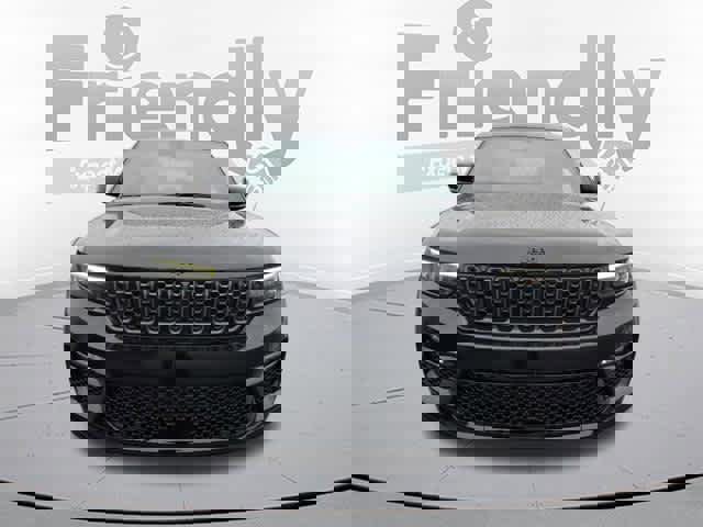 Used 2025 Jeep Grand Cherokee Summit w/ Obsidian Package image 8