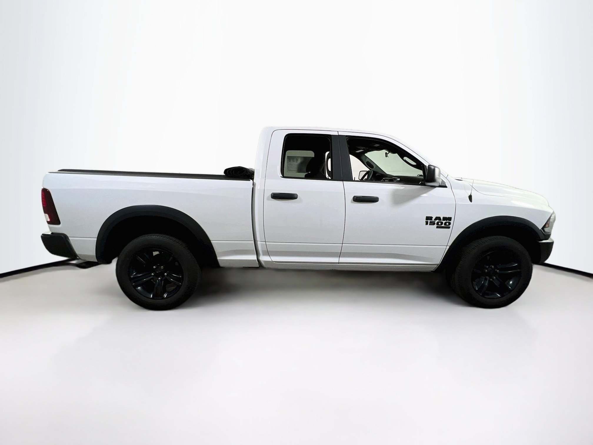 Used 2022 RAM 1500 Classic Warlock w/ Utility Group AWD/4WD image 4