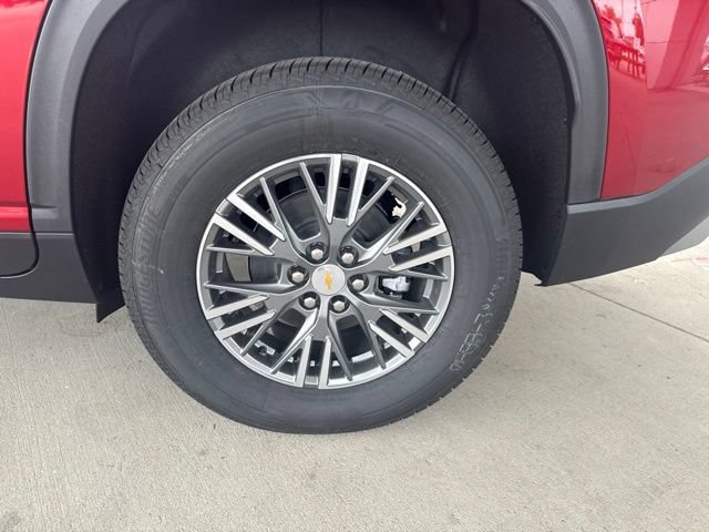 New 2026 Chevrolet Traverse LT w/ Driver Confidence Package AWD/4WD image 9