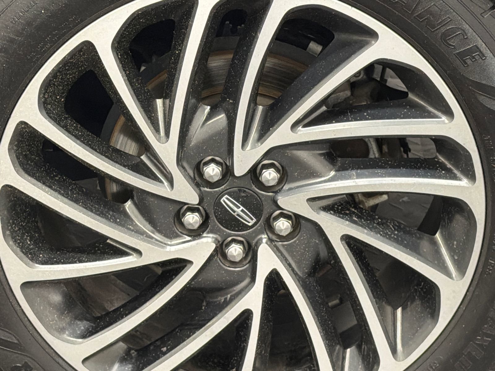 Used 2019 Lincoln Nautilus Reserve FWD image 5