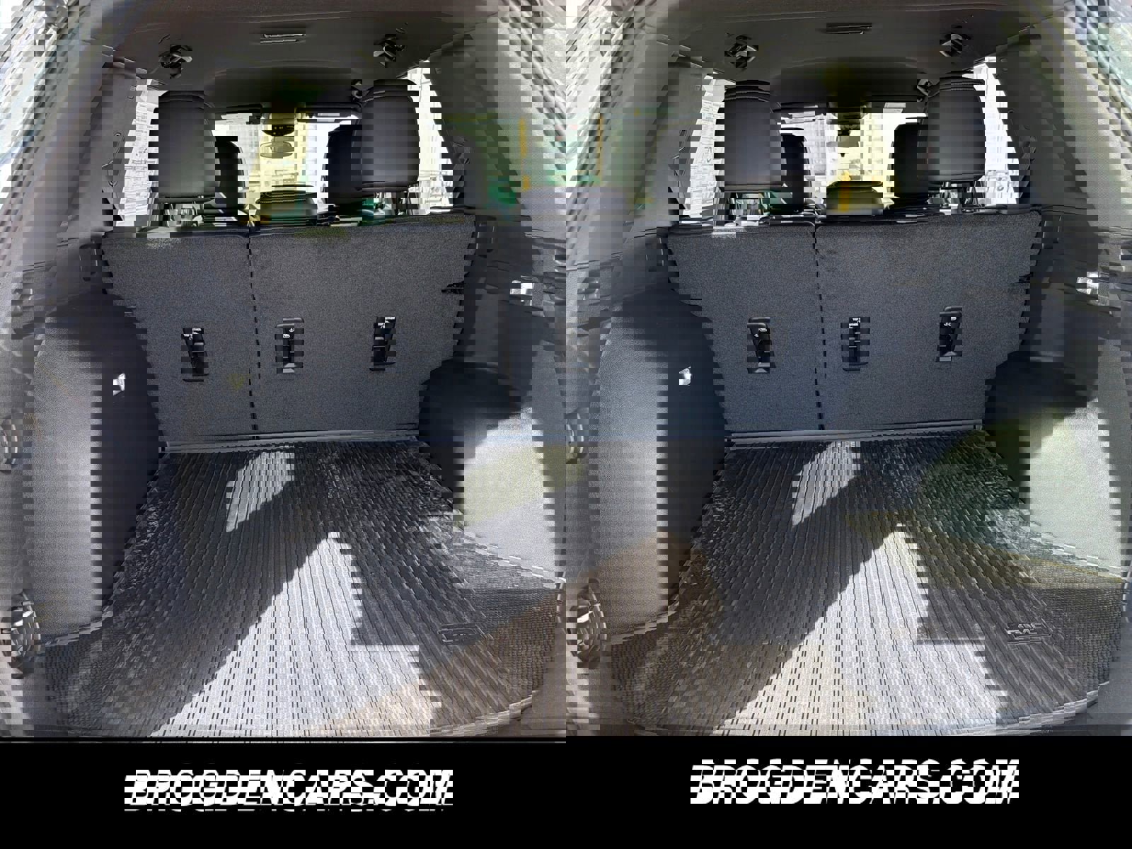 New 2026 GMC Terrain AT4 image 9