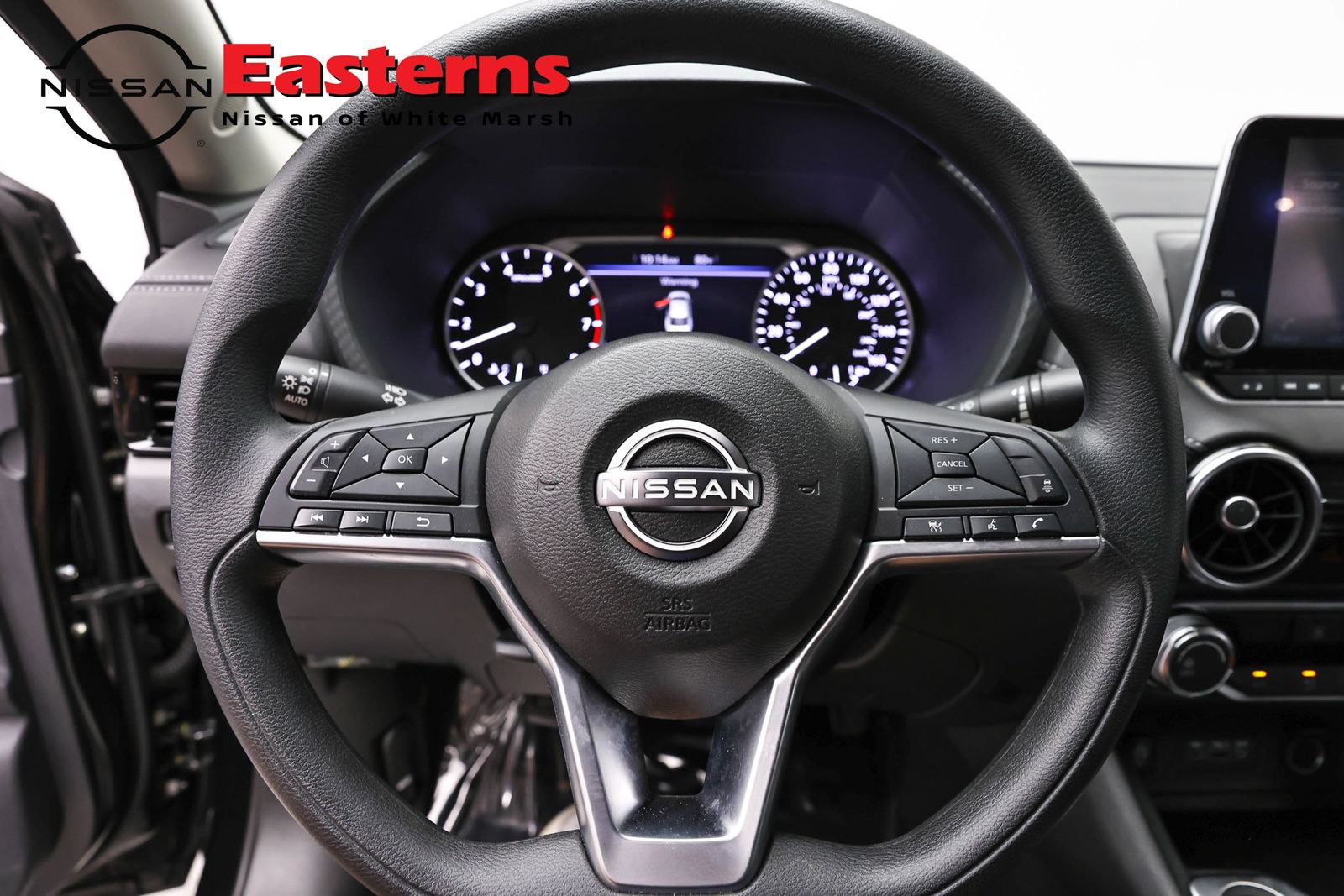 Used 2025 Nissan Sentra SV FWD image 10