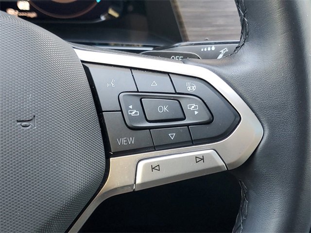 Used 2024 Volkswagen Atlas SEL Premium R-Line image 23