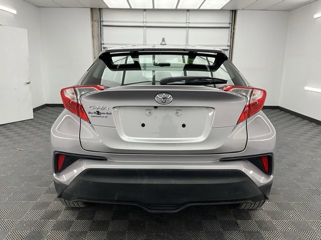 Used 2019 Toyota C-HR XLE image 22