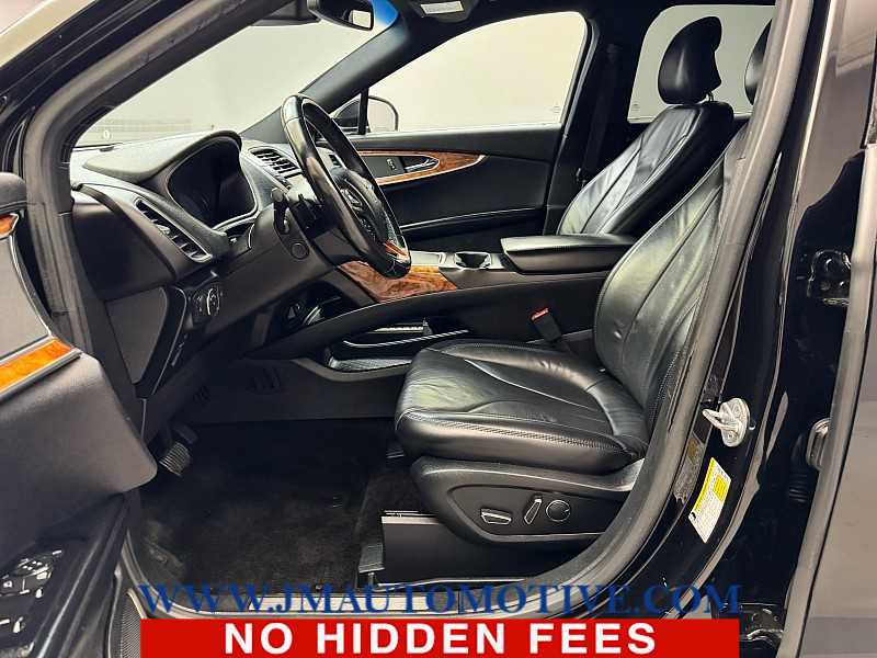 Used 2017 Lincoln MKX Reserve w/ Lincoln MKX Climate Package AWD/4WD image 13
