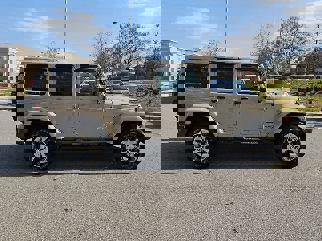 Used 2016 Jeep Wrangler Unlimited Sahara w/ Max Tow Package image 9