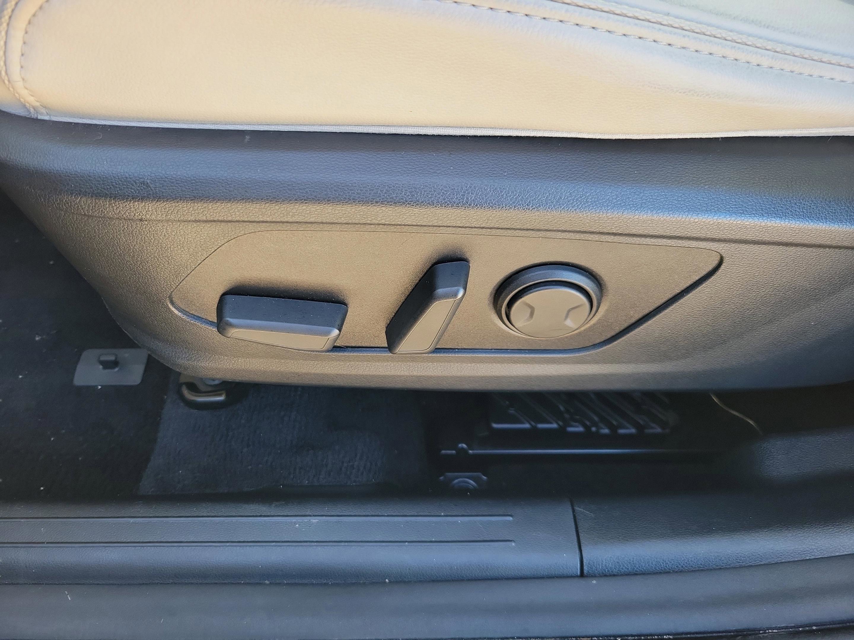 Certified 2023 Hyundai Tucson Limited image 18