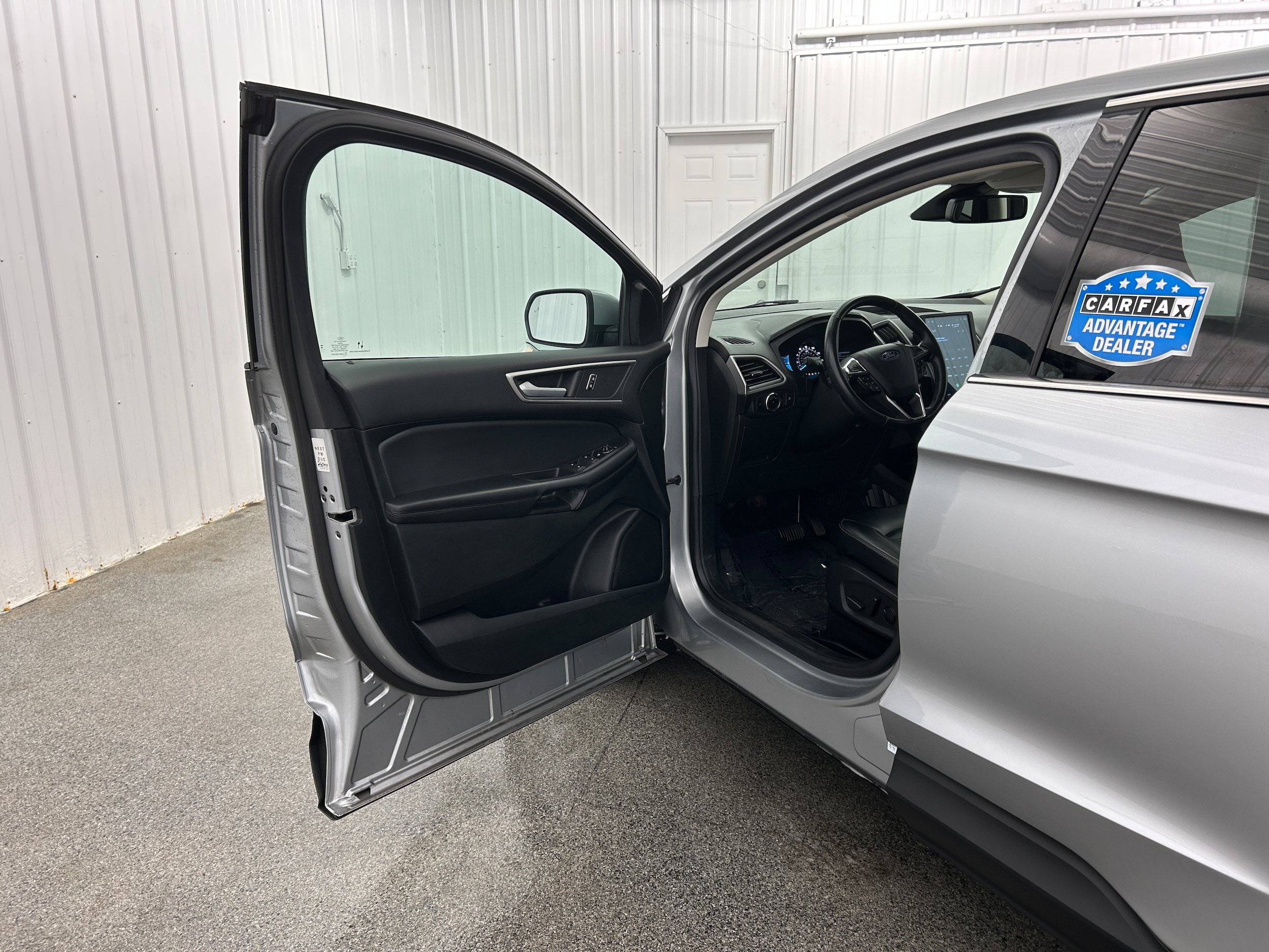 Used 2023 Ford Edge SEL AWD/4WD image 21