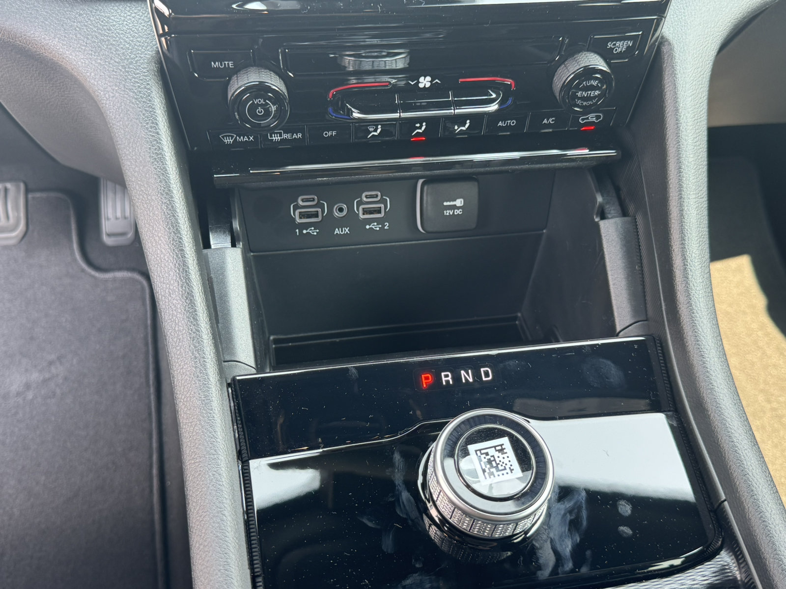 New 2026 Jeep Grand Cherokee L Laredo RWD image 30