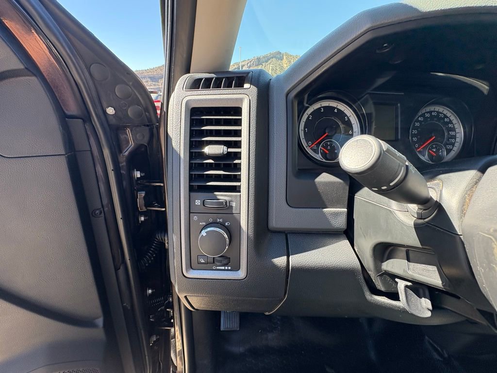 Used 2017 RAM 1500 Tradesman w/ Power & Remote Entry Group image 15