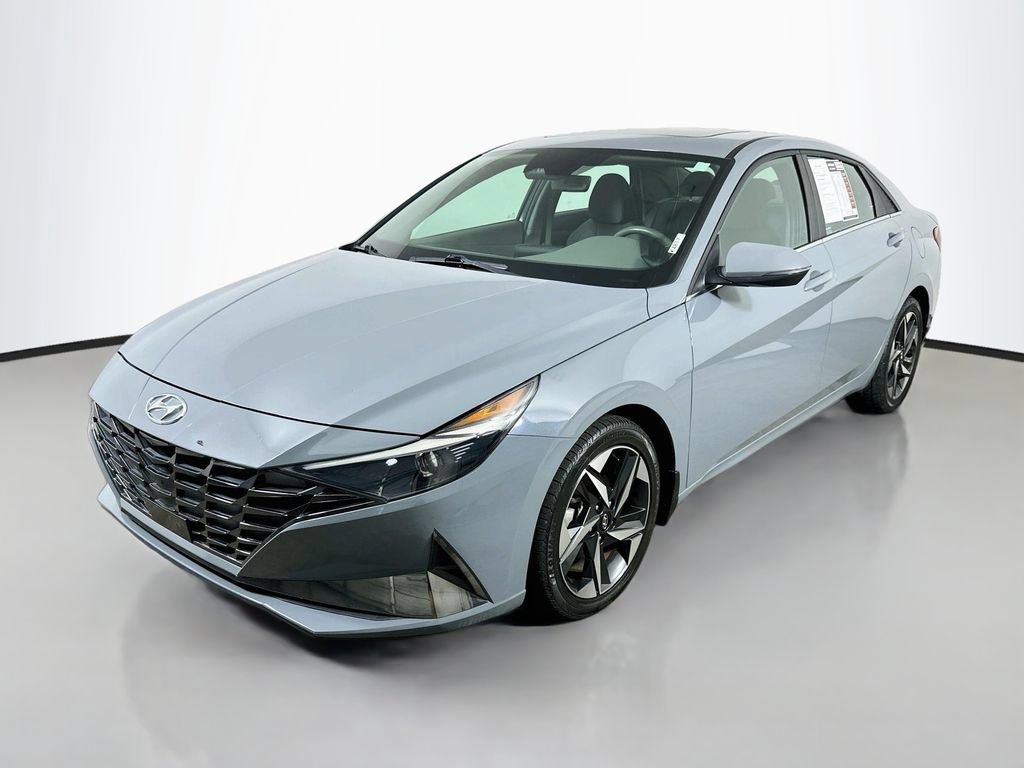 Used 2022 Hyundai Elantra SEL w/ Convenience + Premium Package FWD video 3