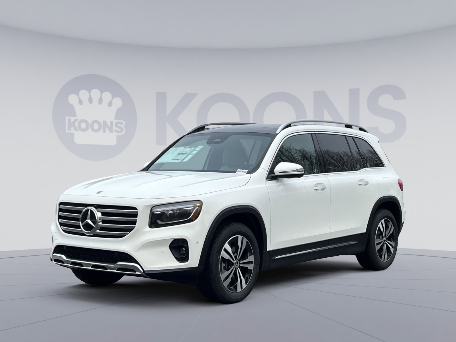 New 2026 Mercedes-Benz GLB 250 4MATIC image 1