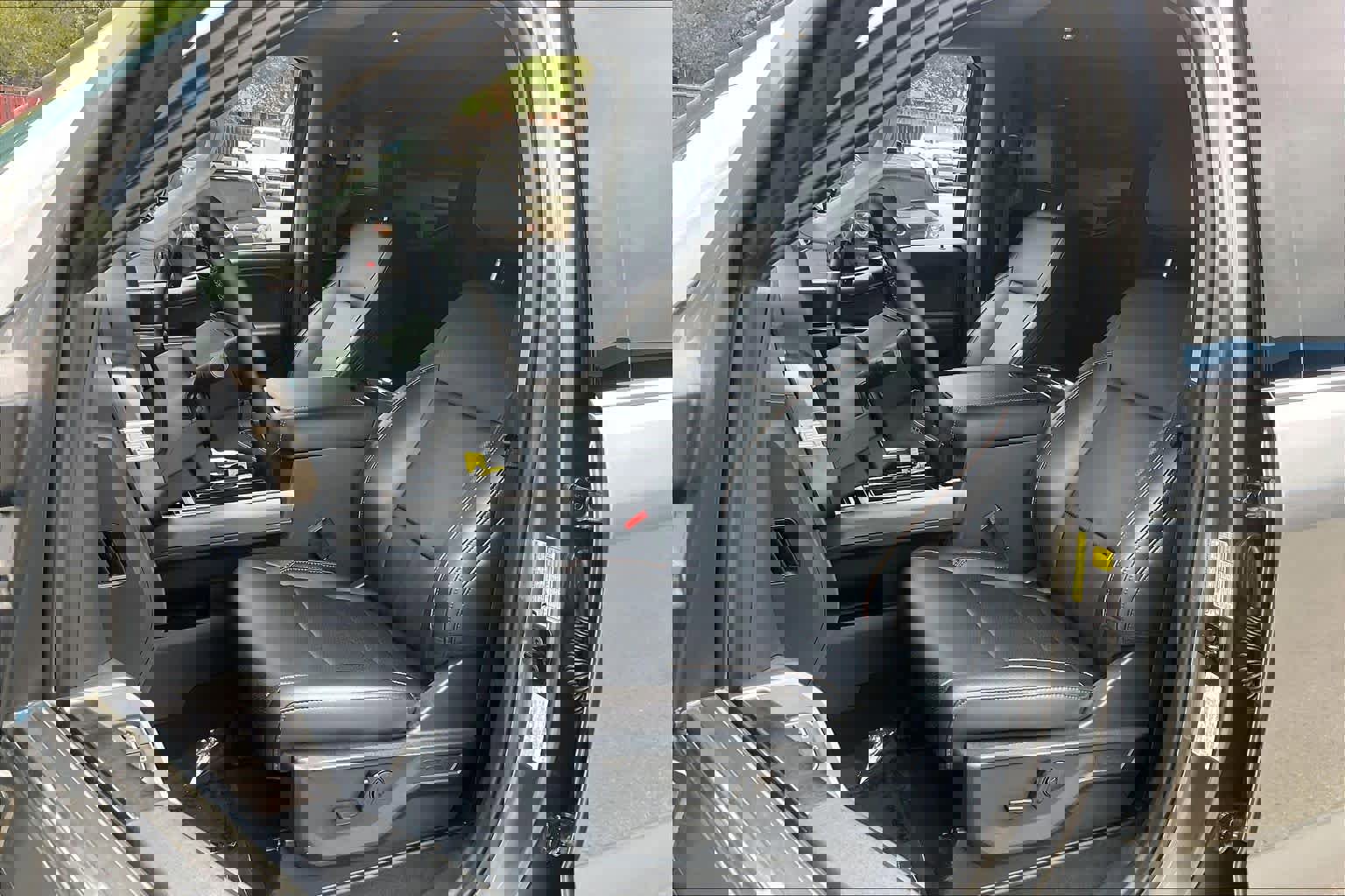 Used 2025 Ford F250 Lariat w/ Chrome Package AWD/4WD image 9