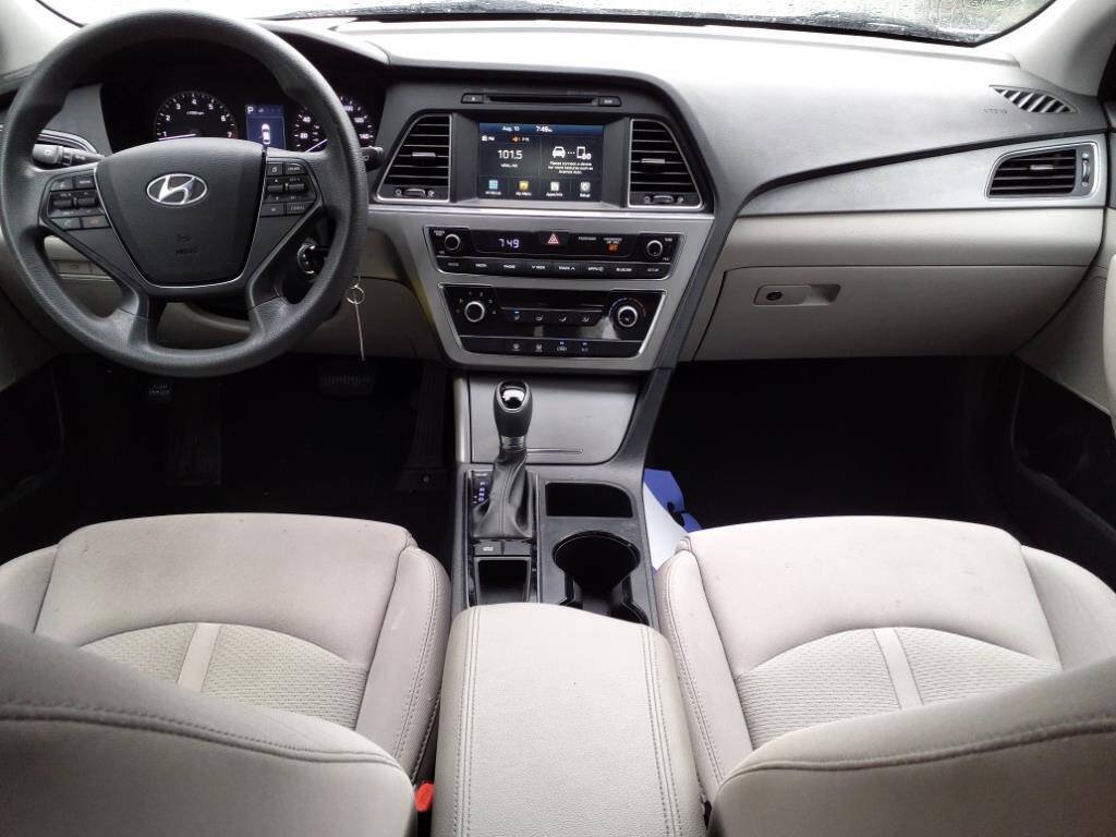 Used 2016 Hyundai Sonata SE FWD image 10