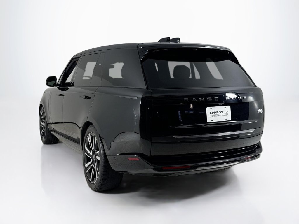 Used 2023 Land Rover Range Rover Long Wheelbase SE AWD/4WD image 3