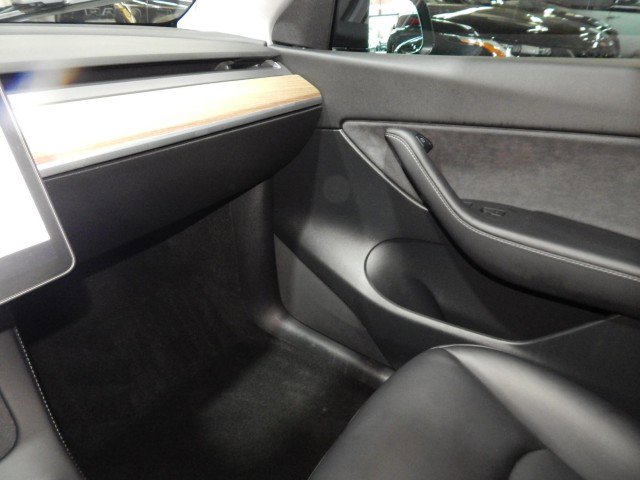 Used 2021 Tesla Model Y Performance image 20