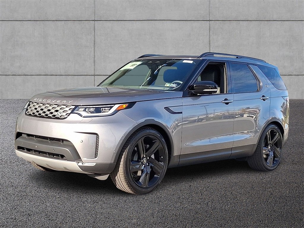 New 2025 Land Rover Discovery S