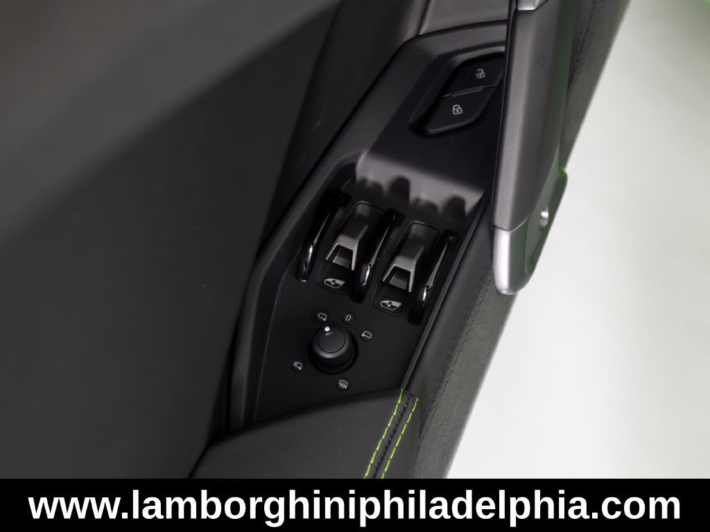 Used 2026 Lamborghini Temerario AWD/4WD image 15