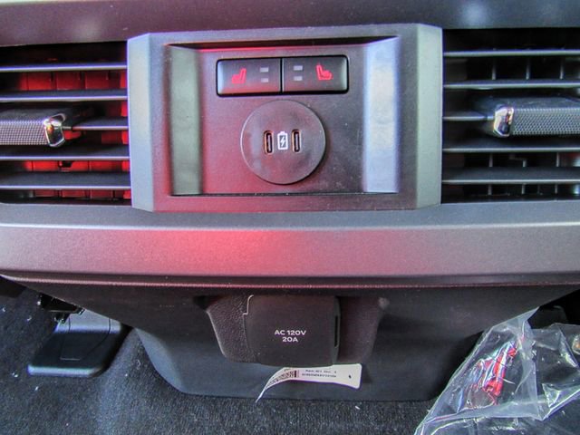 New 2025 Ford F250 Lariat w/ Lariat Ultimate Package image 10