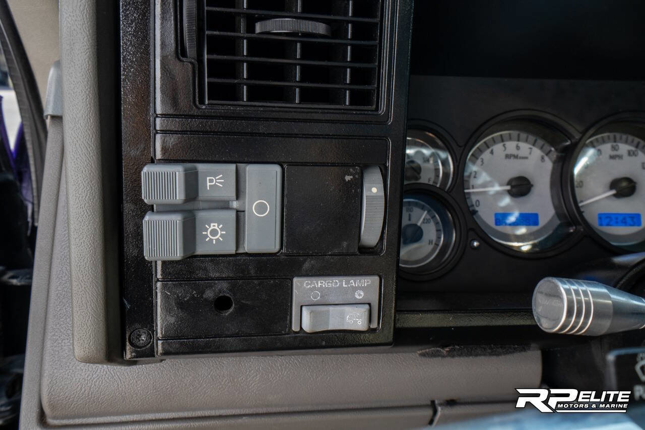 Used 1994 Chevrolet Silverado 1500 2WD Regular Cab image 52