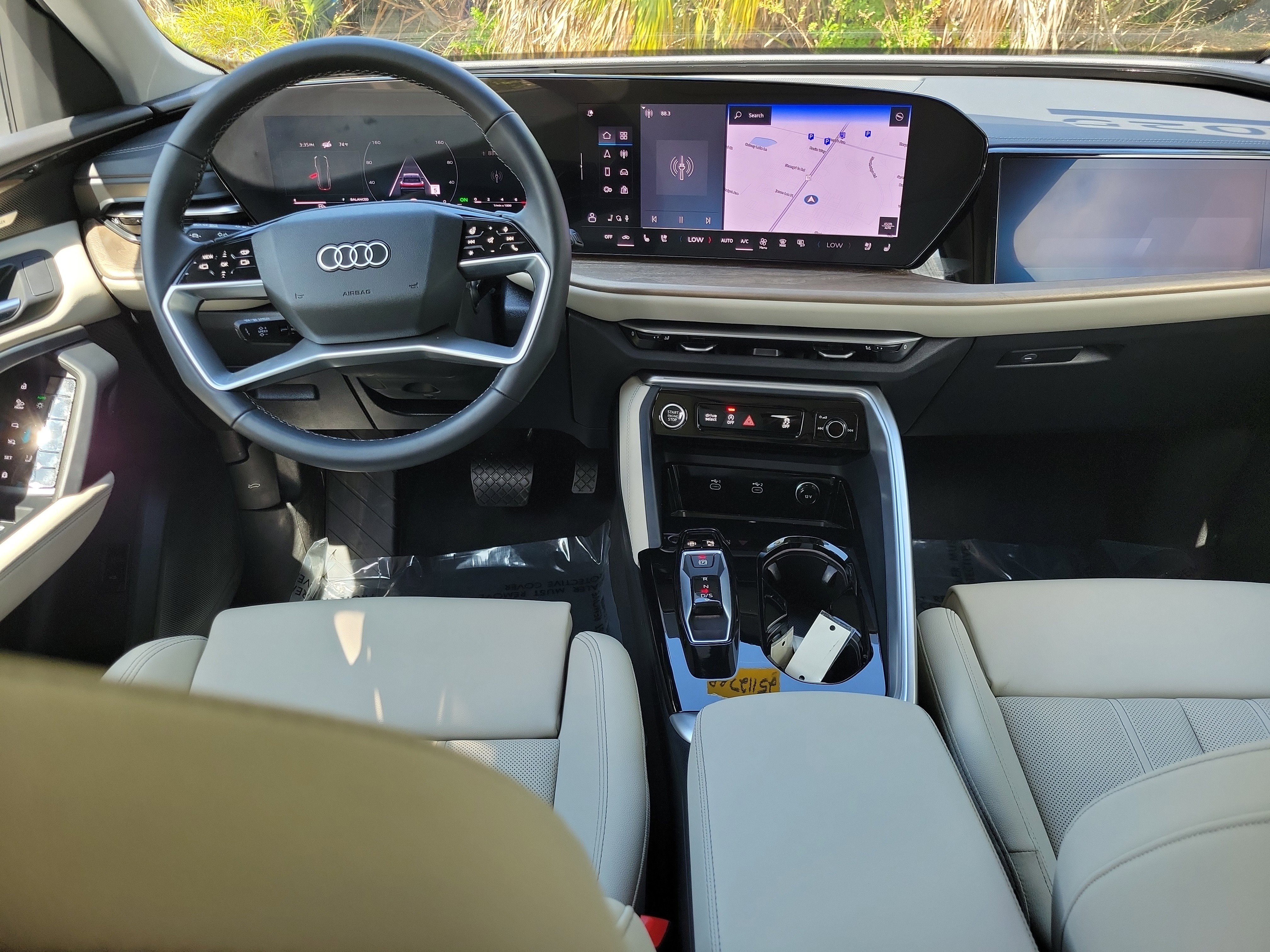Certified 2025 Audi Q5 Prestige AWD/4WD image 13