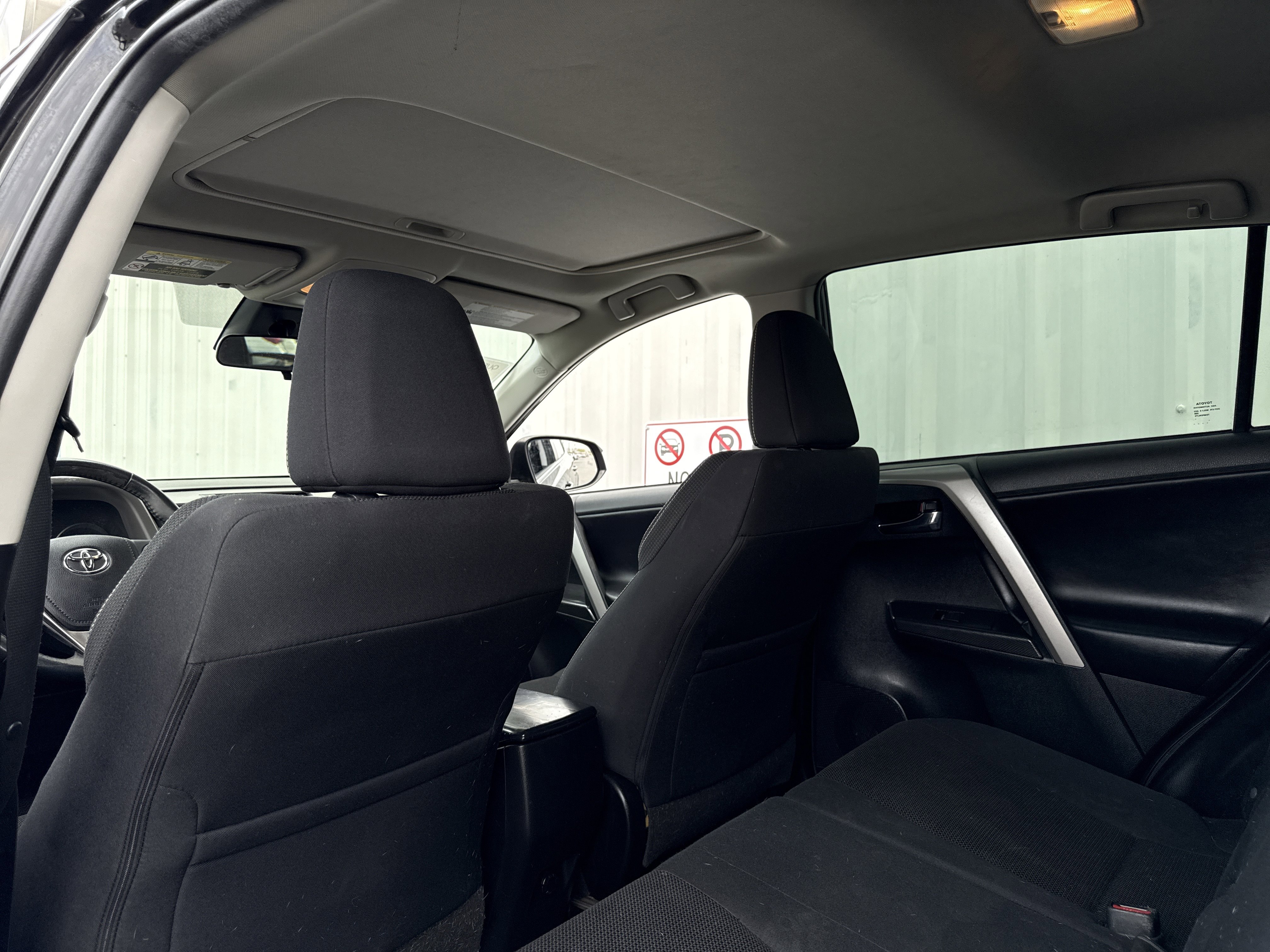 Used 2018 Toyota RAV4 Adventure image 19