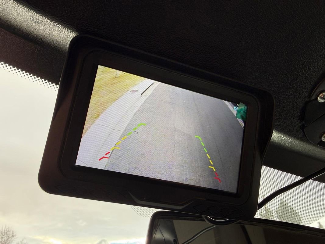 Used 2013 Chevrolet Express 3500 RWD image 16