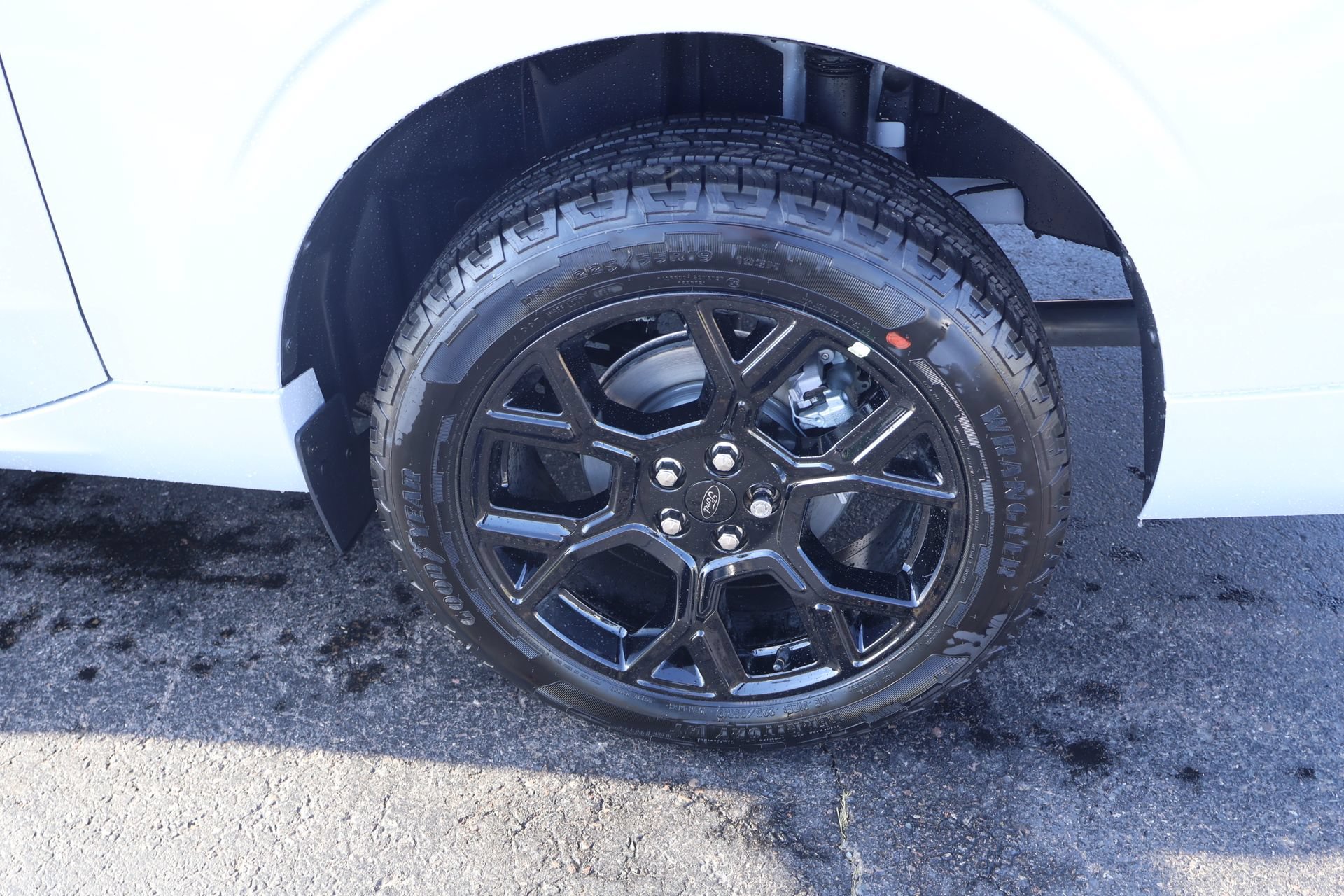 New 2026 Ford Maverick Lobo AWD/4WD image 17