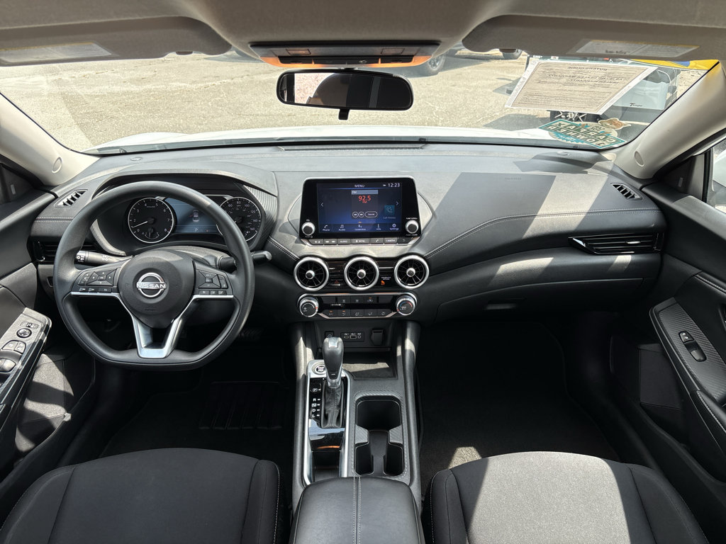 Used 2025 Nissan Sentra SV FWD image 31