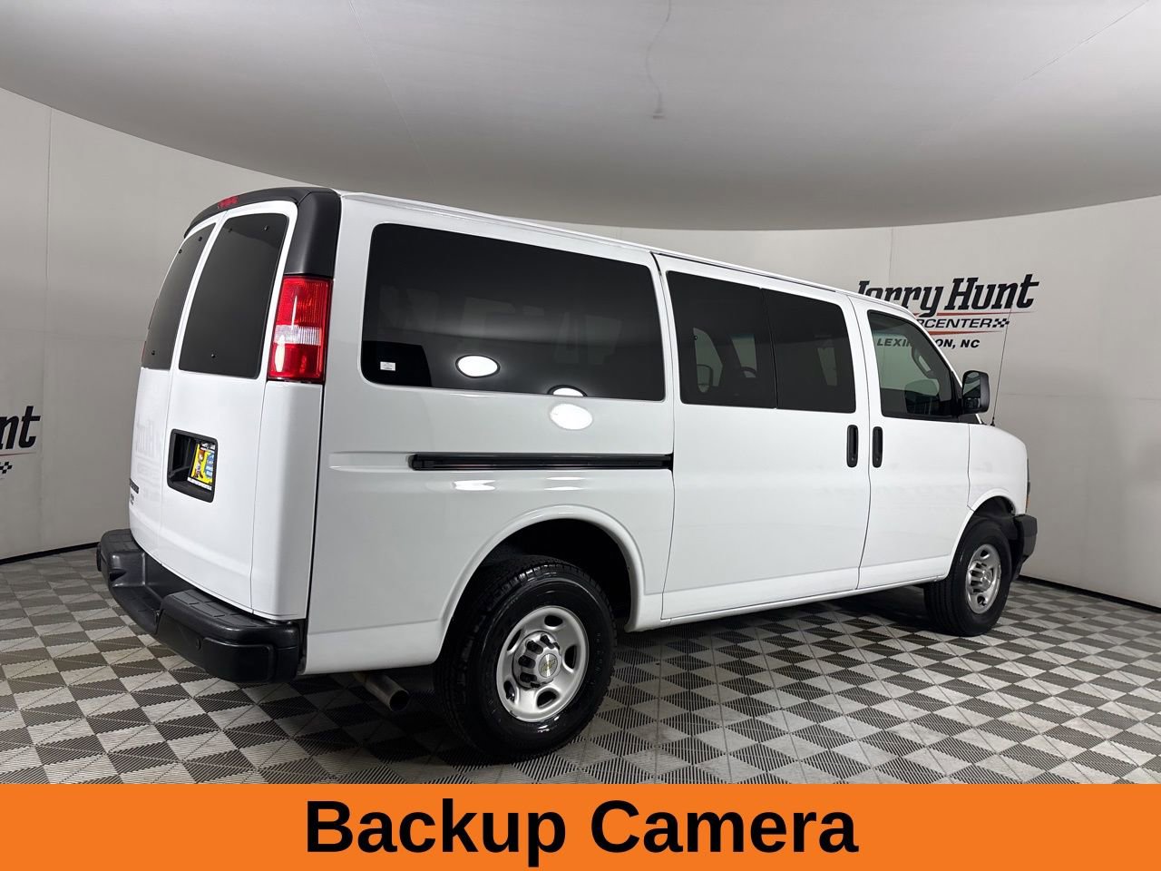 Used 2023 Chevrolet Express 3500 LS image 5