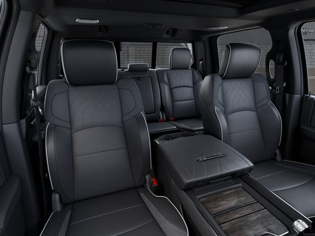New 2026 RAM 2500 Limited AWD/4WD image 17