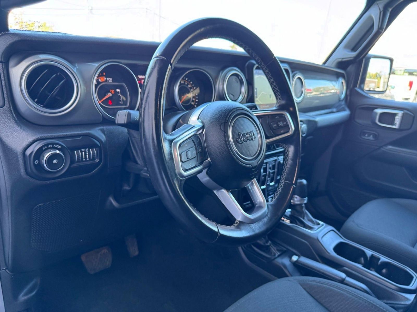 Used 2021 Jeep Wrangler Unlimited Sahara w/ Uconnect 4C Nav & Sound Group image 17