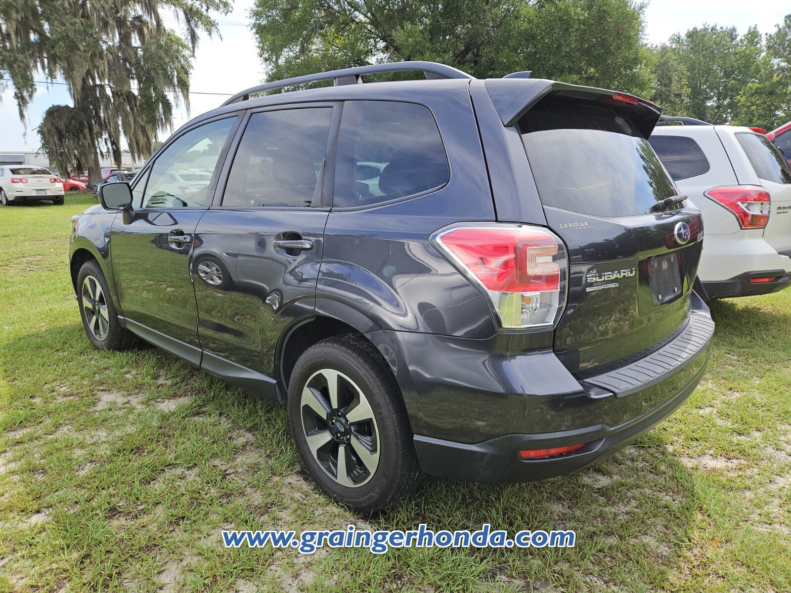 Used 2017 Subaru Forester 2.5i Premium w/ All-Weather Package AWD/4WD image 10