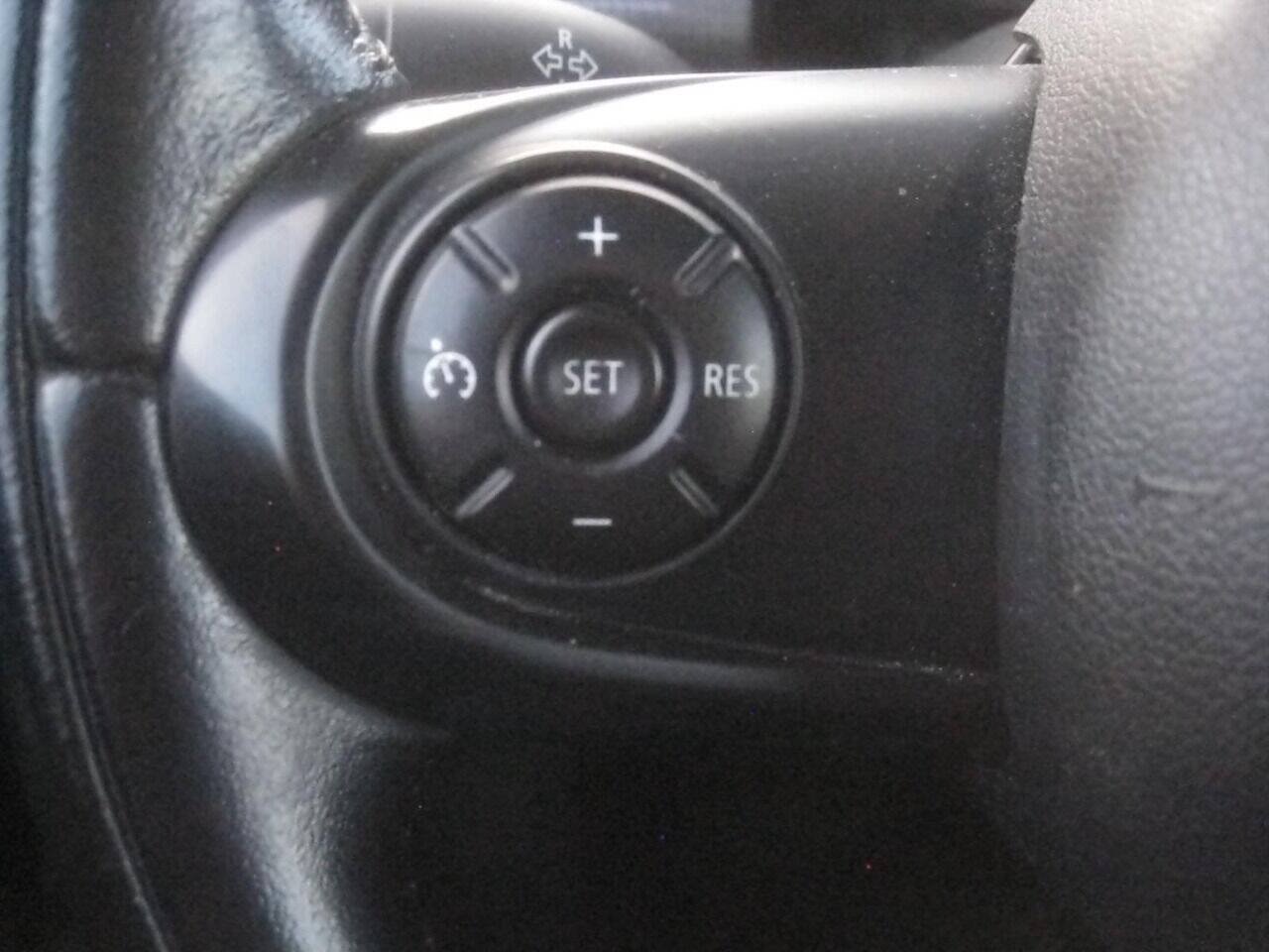 Used 2015 MINI Cooper 2-Door Hardtop FWD image 23