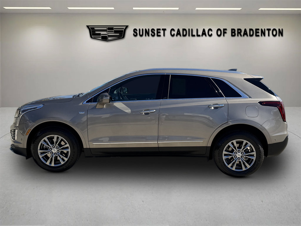 Certified 2023 Cadillac XT5 Premium Luxury w/ Technology Package AWD/4WD image 6