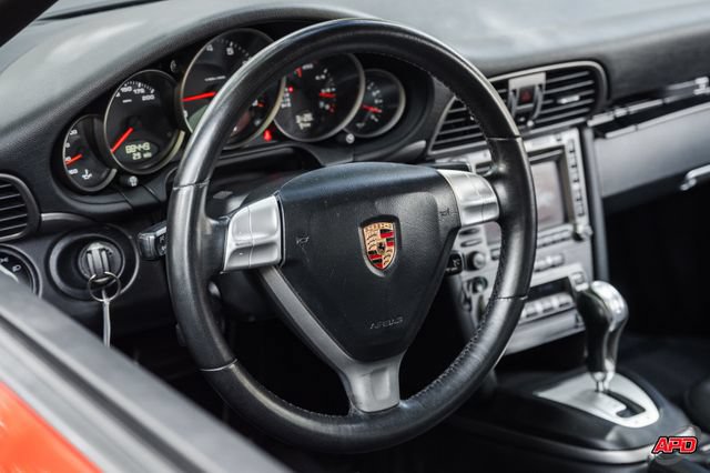 Used 2006 Porsche 911 Carrera RWD image 6
