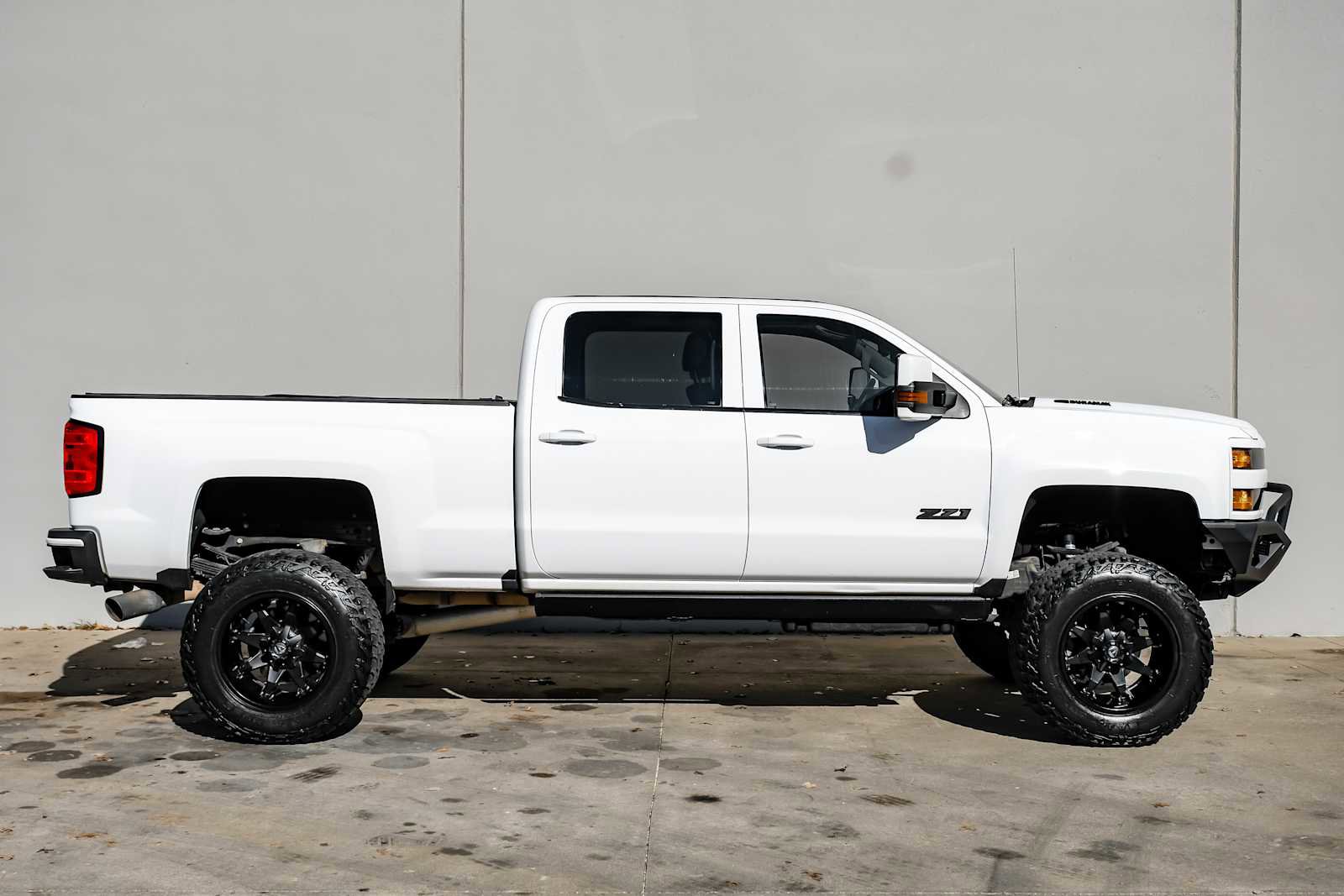 Used 2016 Chevrolet Silverado 3500 LTZ w/ Duramax Plus Package image 8