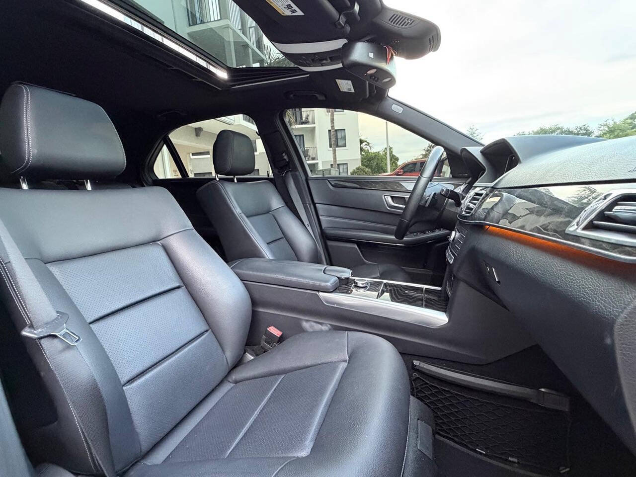 Used 2016 Mercedes-Benz E 350 Sedan w/ Premium Package image 11