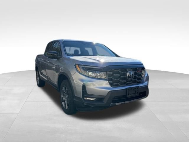 Used 2024 Honda Ridgeline TrailSport image 2