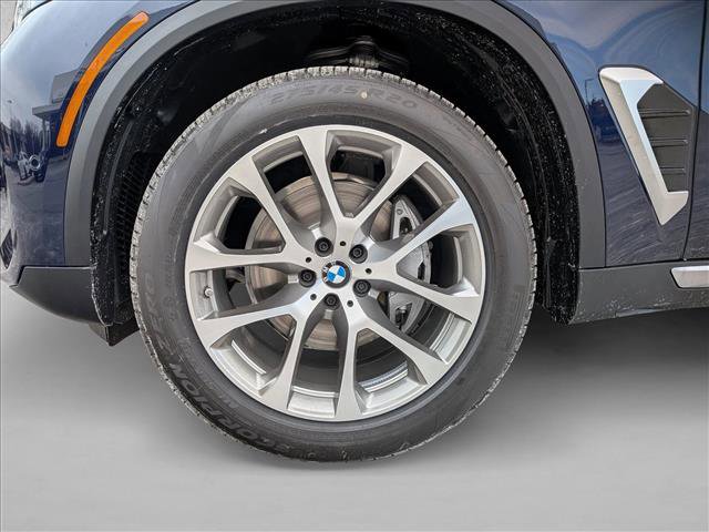 New 2026 BMW X5 xDrive40i w/ Executive Package image 9