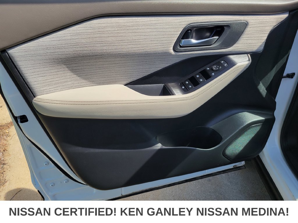 Certified 2023 Nissan Rogue SV AWD/4WD image 38
